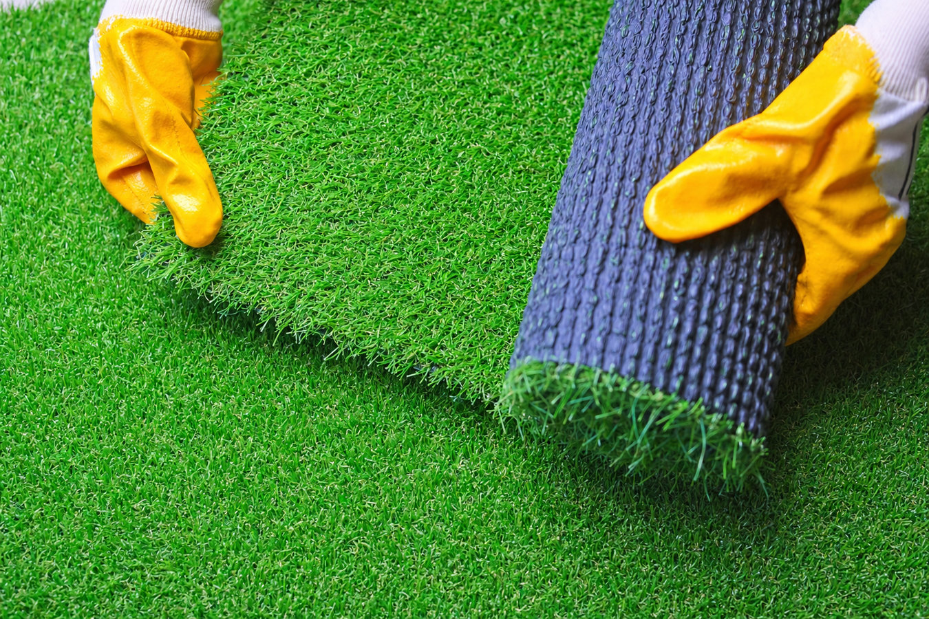 Synthetic lawn turf in Panama City, FL