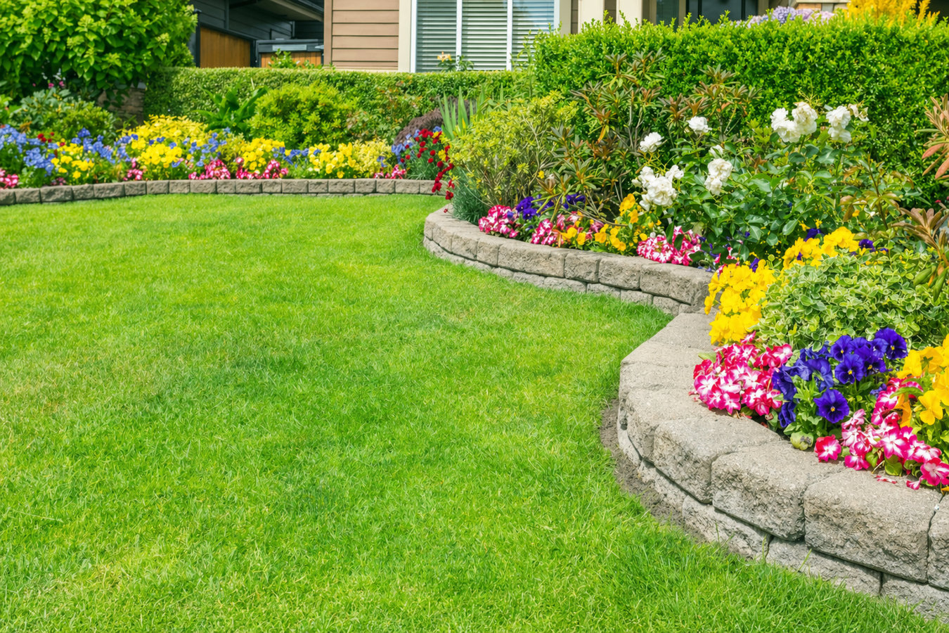 Turf for landscaping in Panama City, FL